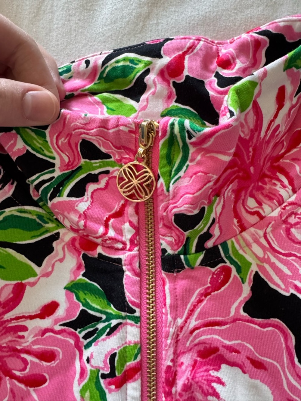 Lilly Pulitzer UPF 50+ Skipper Popover - Onyx Party All The Time Luxletic - Picture 5 of 9